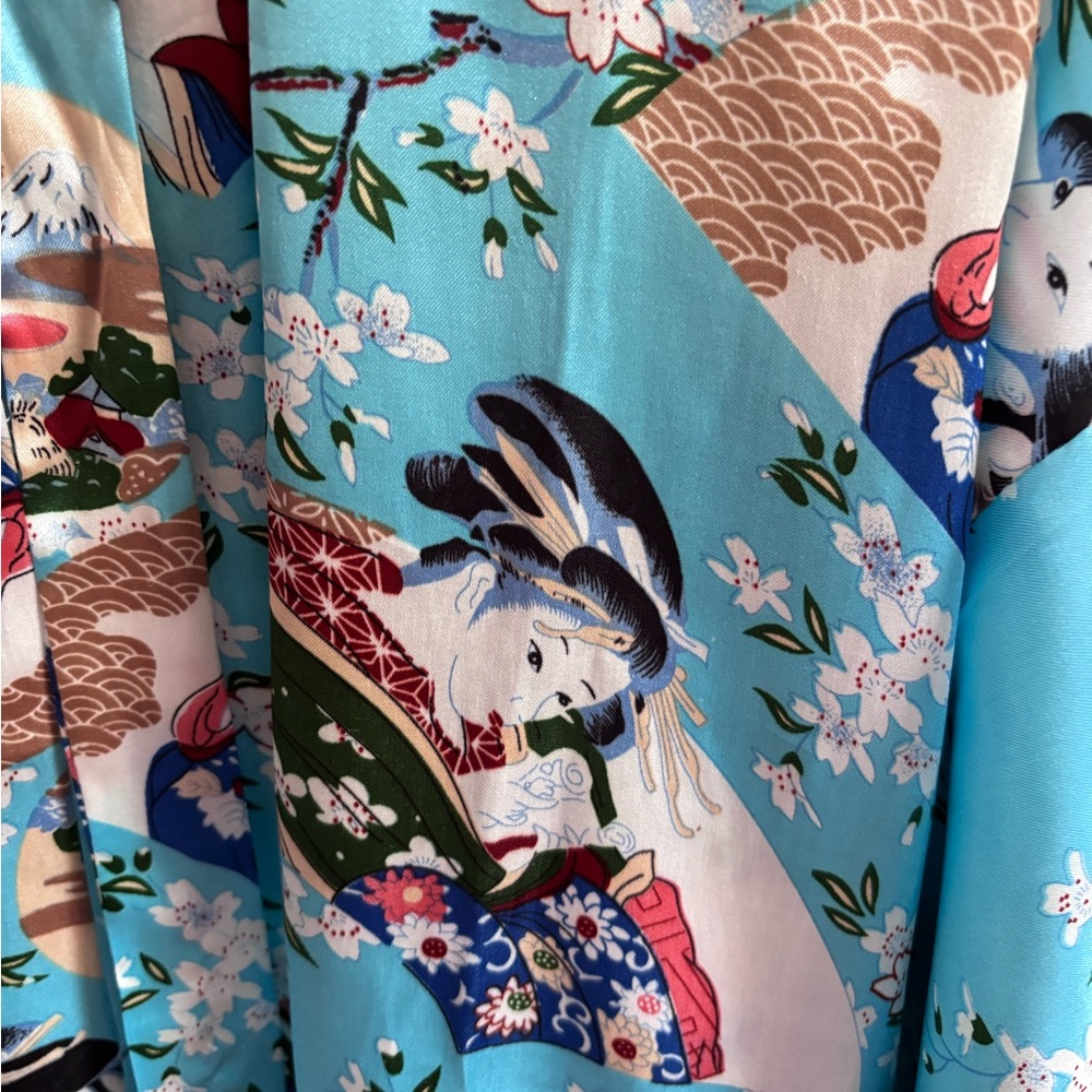 Elegant Blue Kimono with Geisha and Floral Design